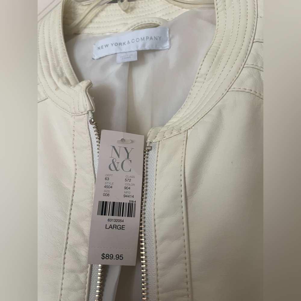 Off white leather jacket - Picture 3 of 4